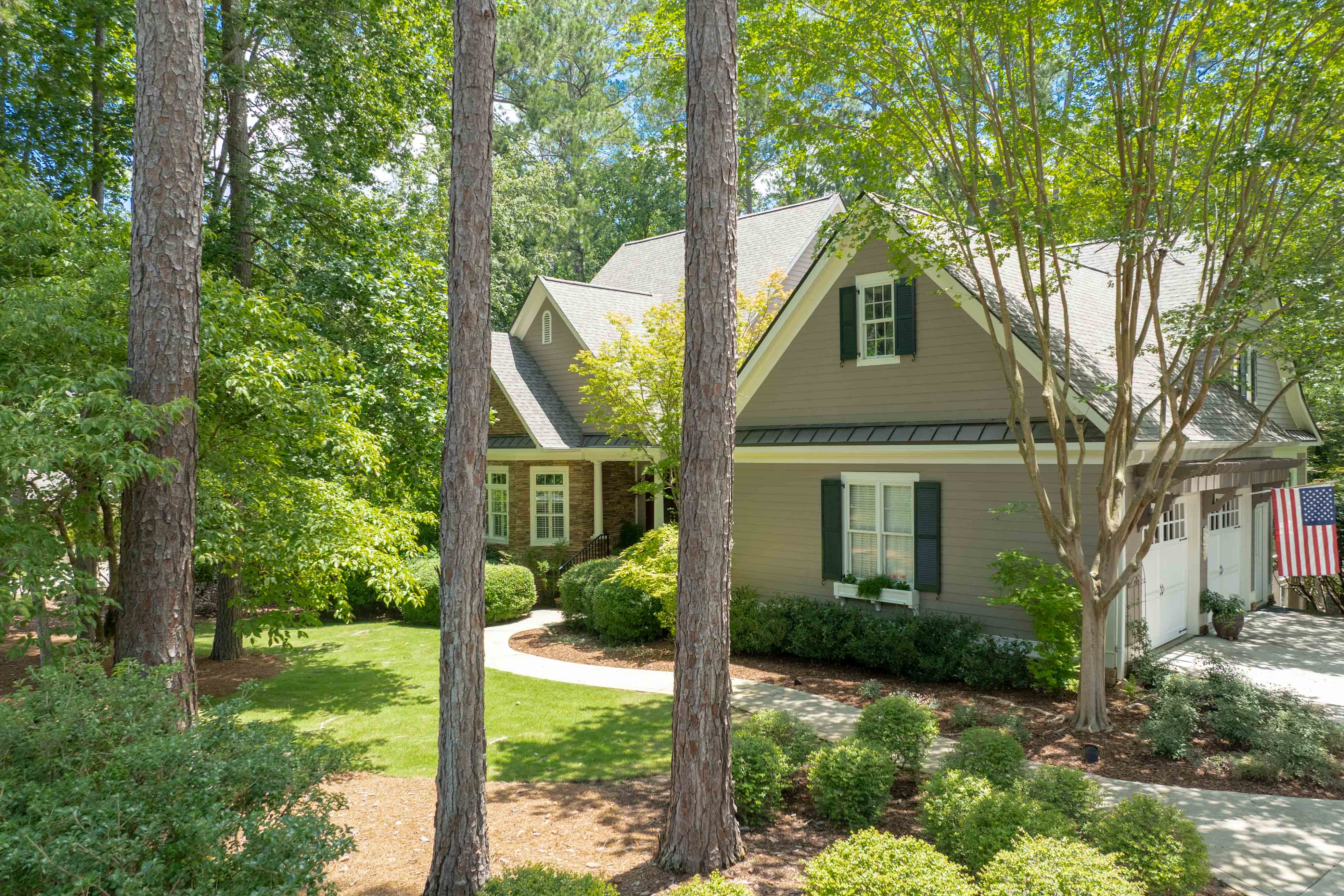 1320 Dejarnet Place image 37